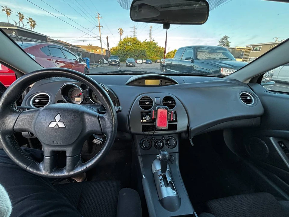 2009 Mitsubishi Eclipse 4th Gen - Image 10 of 11