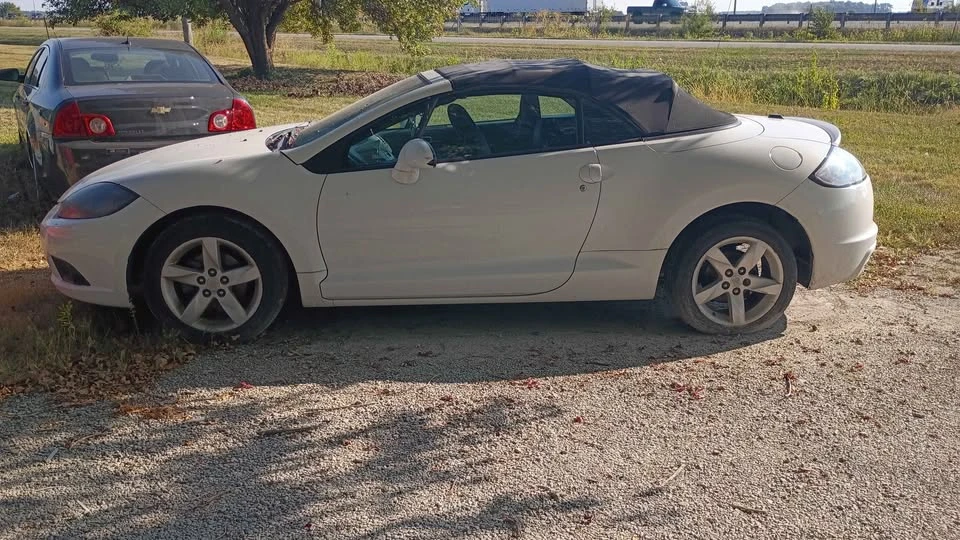 2009 Mitsubishi Eclipse 4th Gen - Image 4 of 5