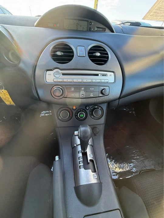 2009 Mitsubishi Eclipse 4th Gen - Image 9 of 11