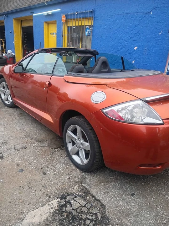 2009 Mitsubishi Eclipse 4th Gen - Image 2 of 4