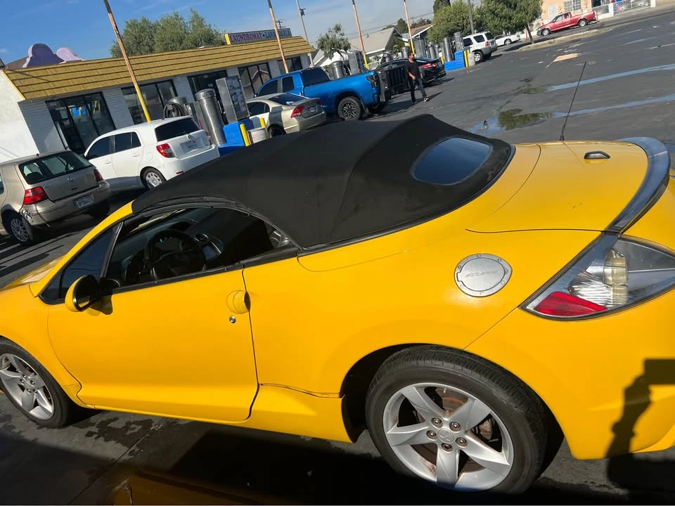 2009 Mitsubishi Eclipse 4th Gen - Image 2 of 7