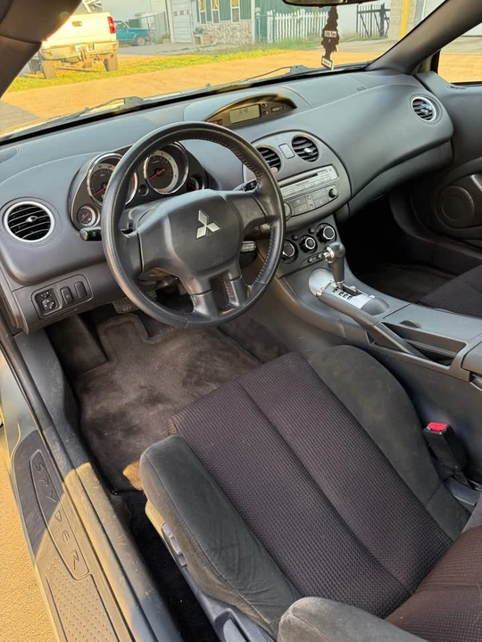 2009 Mitsubishi Eclipse 4th Gen - Image 4 of 10
