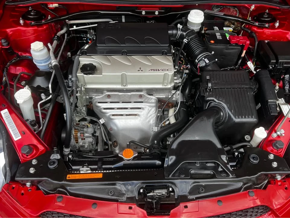 2009 Mitsubishi Eclipse - Image 11 of 19