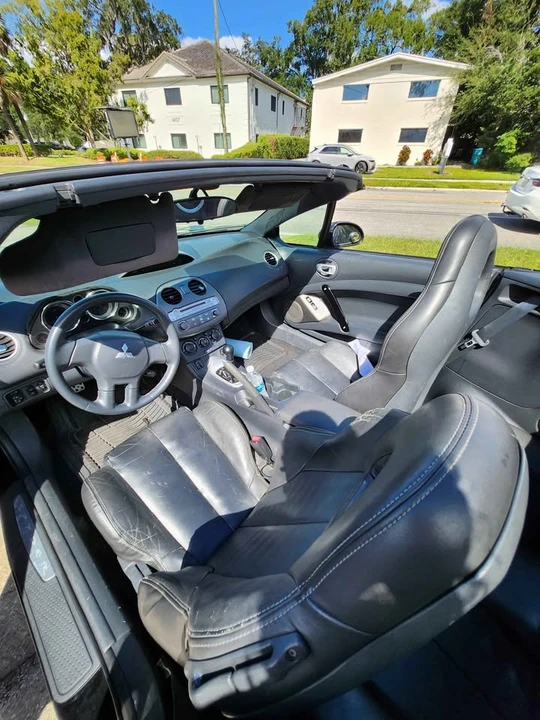 2009 Mitsubishi Eclipse 4th Gen - Image 9 of 12
