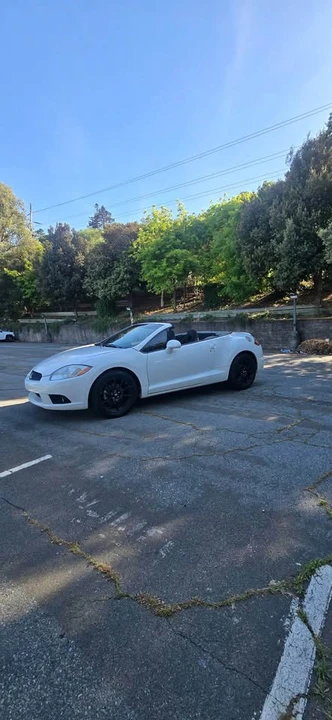 2009 Mitsubishi Eclipse 4th Gen - Image 2 of 13