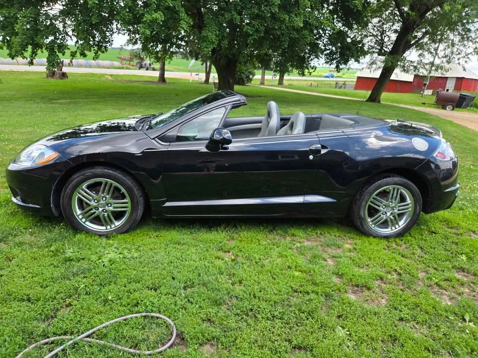 2009 Mitsubishi Eclipse 4th Gen - Image 4 of 10