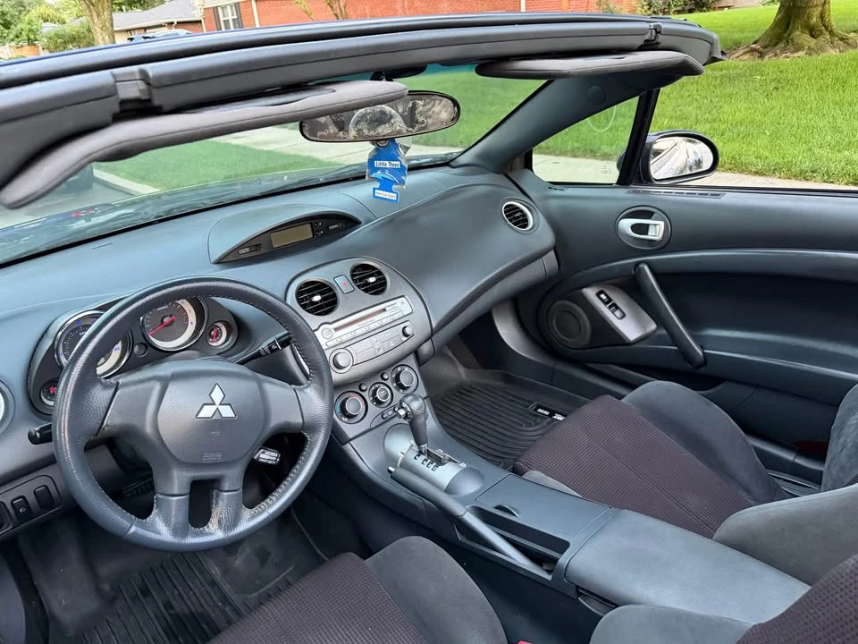 2009 Mitsubishi Eclipse 4th Gen - Image 10 of 18