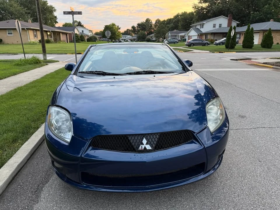 2009 Mitsubishi Eclipse 4th Gen - Image 2 of 18