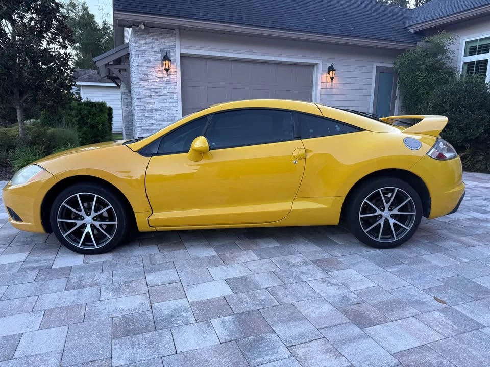 2009 Mitsubishi Eclipse 4th Gen - Image 6 of 10