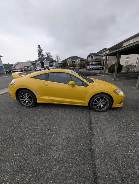 2009 Mitsubishi Eclipse 4th Gen - Image 3 of 4