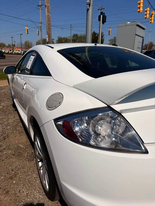 2009 Mitsubishi Eclipse 4th Gen - Image 2 of 14