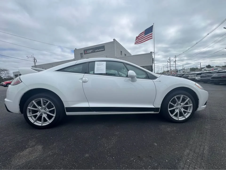 2009 Mitsubishi Eclipse 4th Gen - Image 5 of 9