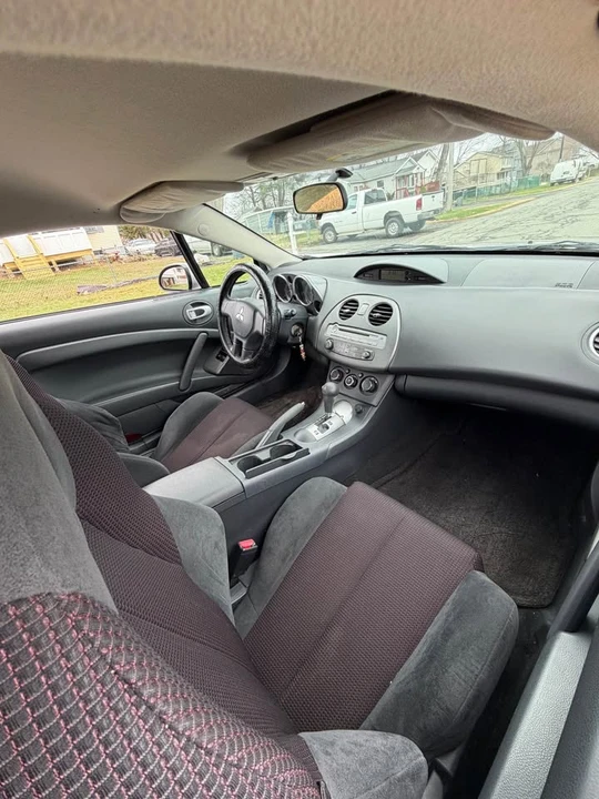 2009 Mitsubishi Eclipse 4th Gen - Image 4 of 8