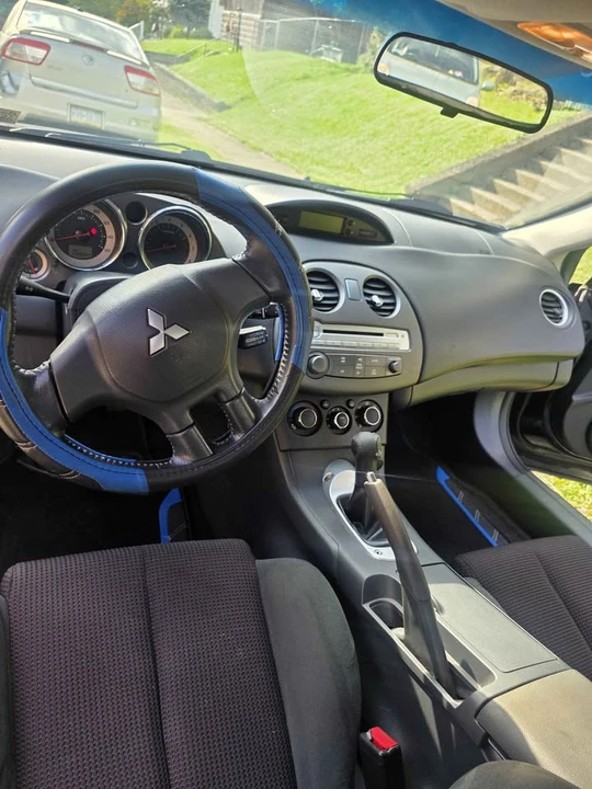 2009 Mitsubishi Eclipse 4th Gen - Image 10 of 12