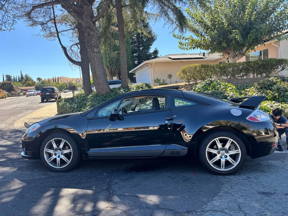 2009 Mitsubishi Eclipse 4th Gen - Image 4 of 10