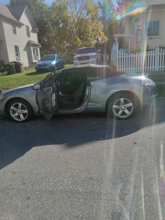 2009 Mitsubishi Eclipse 4th Gen - Image 16 of 17
