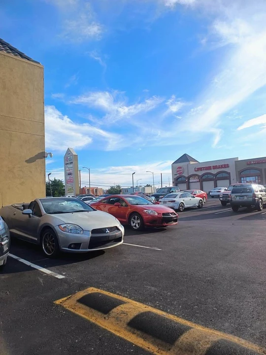 2009 Mitsubishi Eclipse 4th Gen - Image 3 of 20