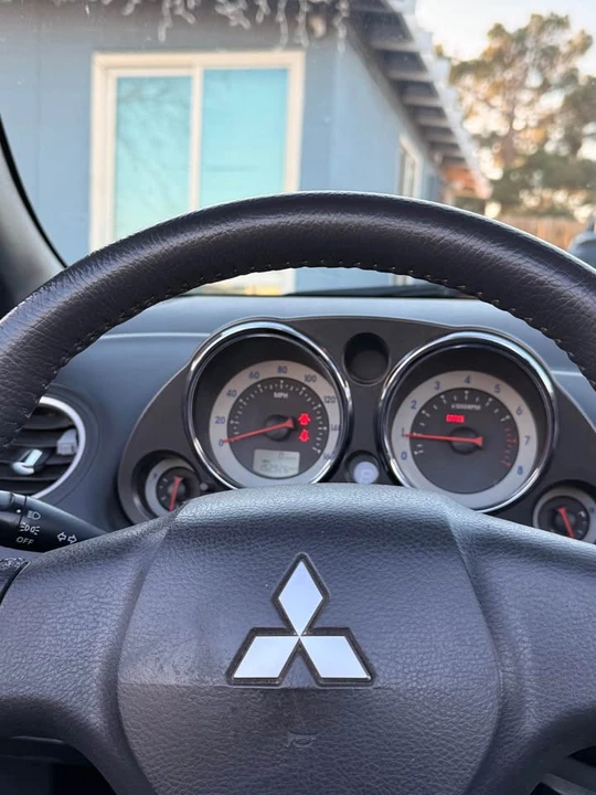 2009 Mitsubishi Eclipse 4th Gen - Image 11 of 20