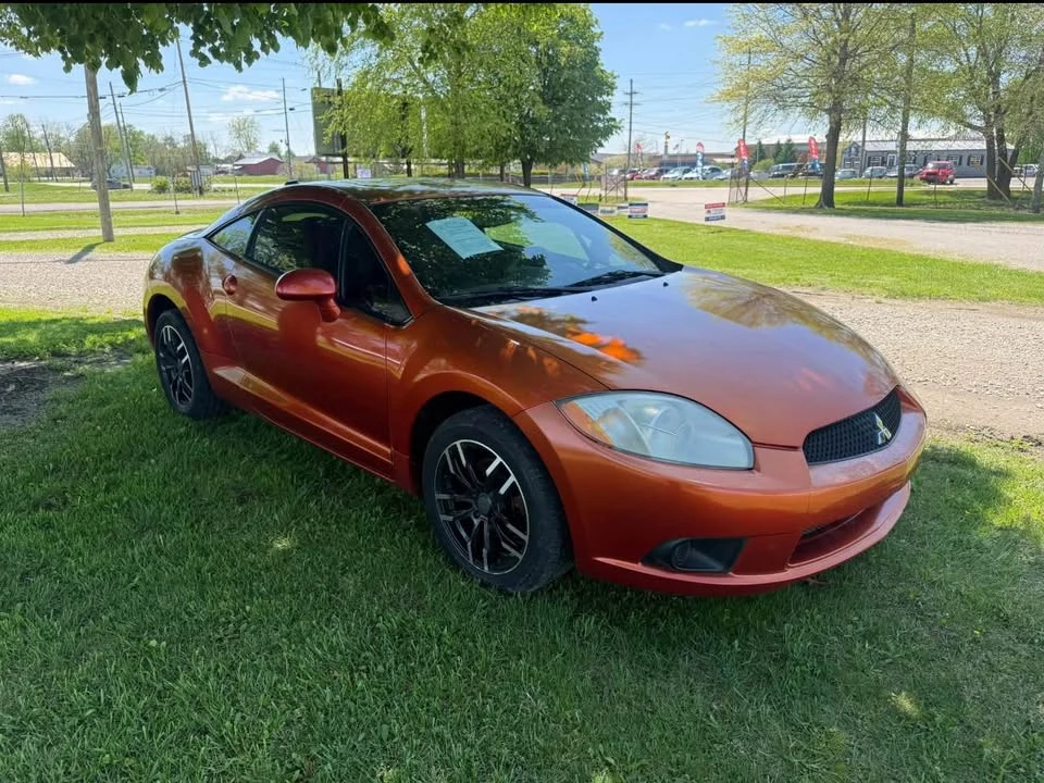 2009 Mitsubishi Eclipse 4th Gen - Image 2 of 5