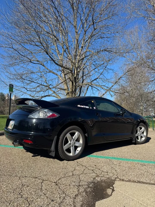 2009 Mitsubishi Eclipse 4th Gen - Image 2 of 8