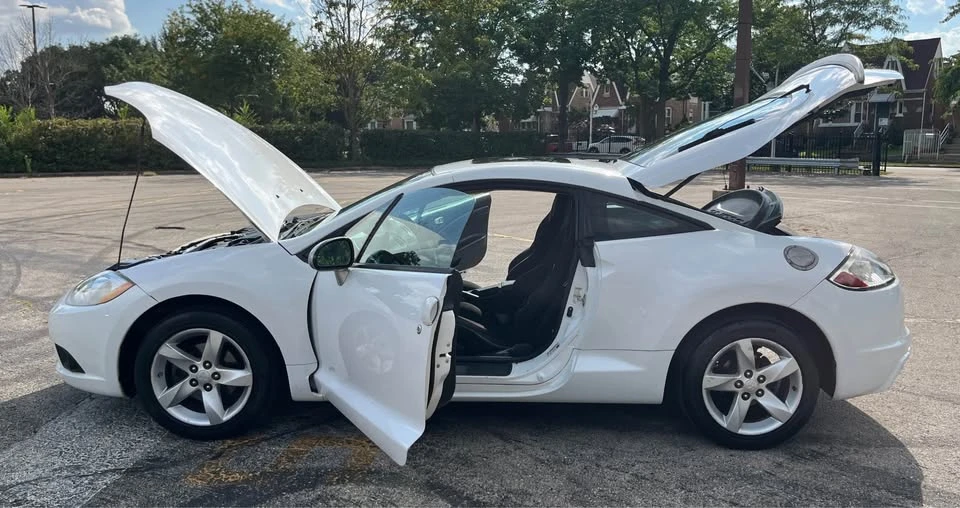 2009 Mitsubishi Eclipse 4th Gen - Image 14 of 16
