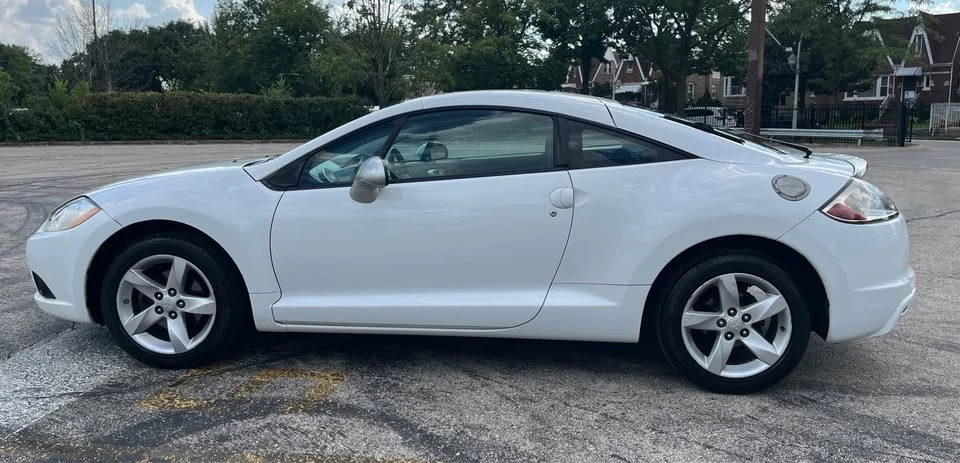 2009 Mitsubishi Eclipse 4th Gen - Image 5 of 16