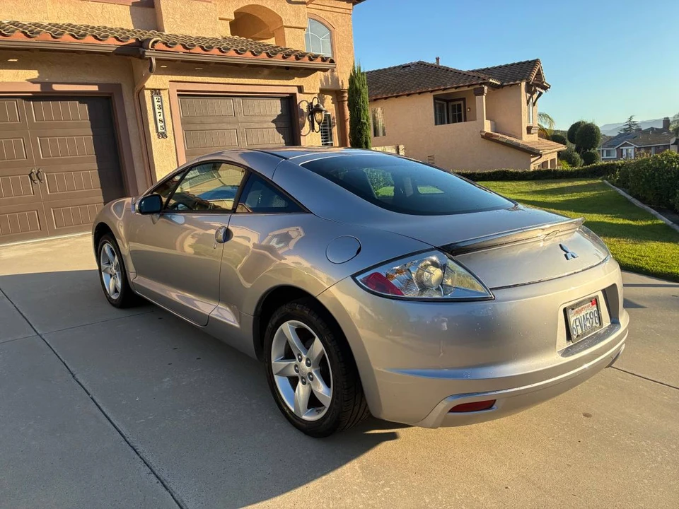 2009 Mitsubishi Eclipse 4th Gen - Image 3 of 17