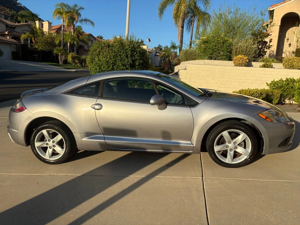 2009 Mitsubishi Eclipse 4th Gen - Image 6 of 17