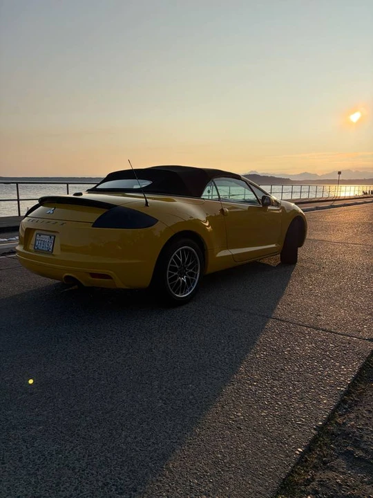 2009 Mitsubishi Eclipse 4th Gen - Image 3 of 10