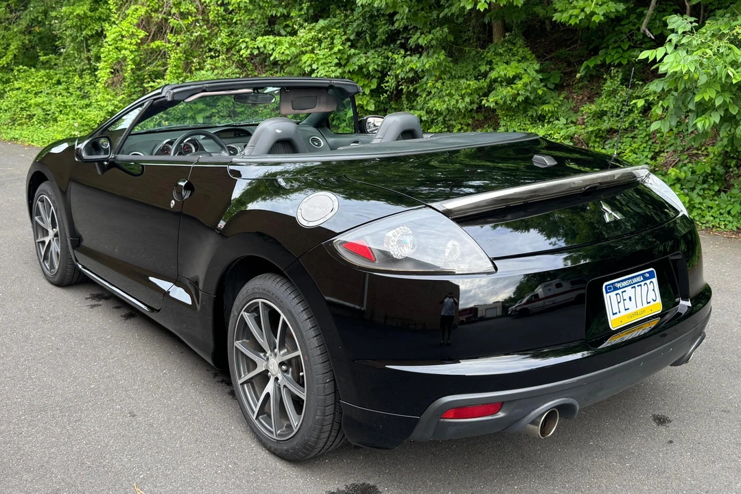 2009 Mitsubishi Eclipse 4th Gen - Image 4 of 31