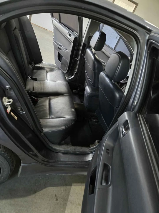 2009 Mitsubishi Lancer - Image 16 of 17