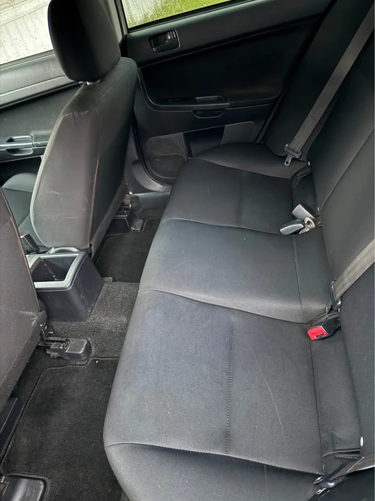 2009 Mitsubishi Lancer - Image 8 of 12