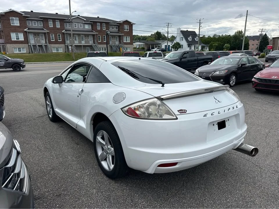 2009 Mitsubishi Eclipse 4th Gen - Image 4 of 12