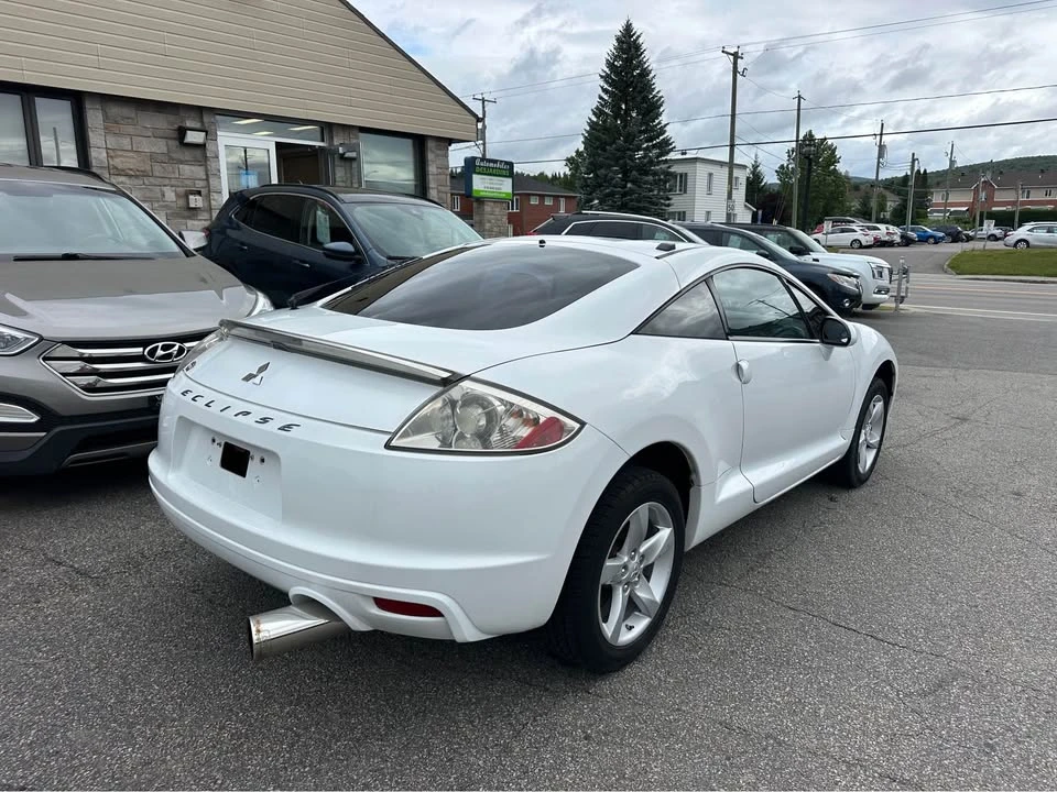 2009 Mitsubishi Eclipse 4th Gen - Image 3 of 12