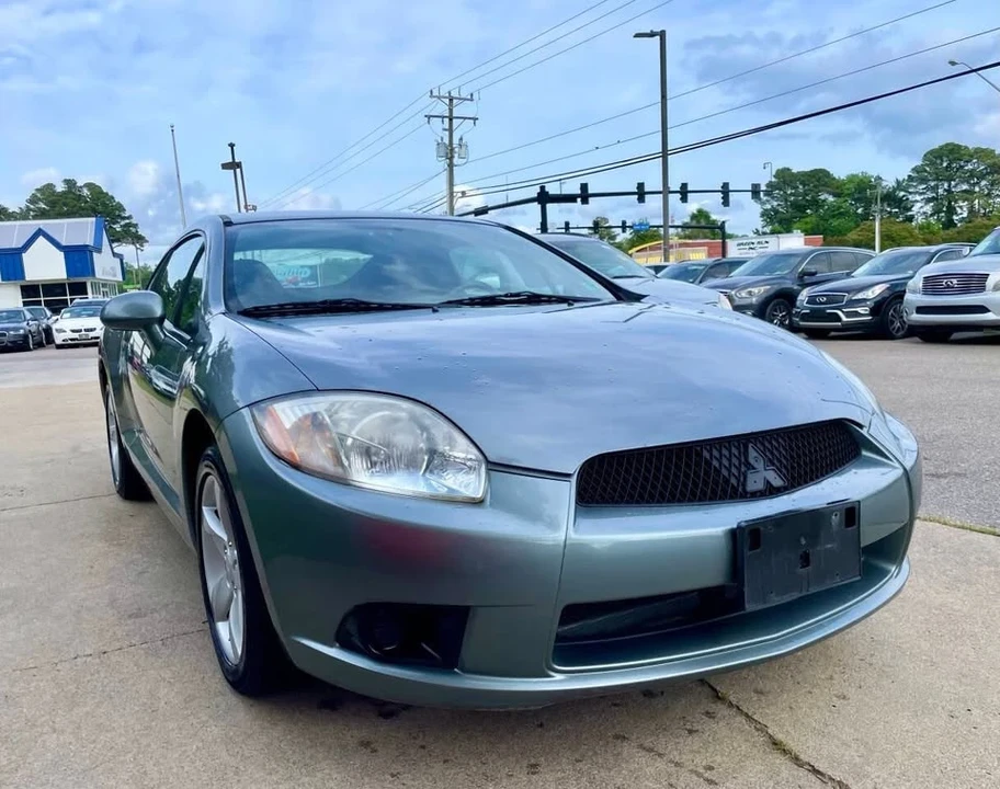 2009 Mitsubishi Eclipse 3rd Gen - Image 2 of 20