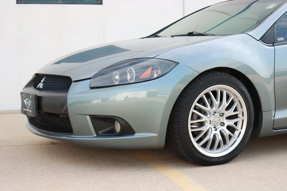 2009 Mitsubishi Eclipse 4th Gen - Image 2 of 19