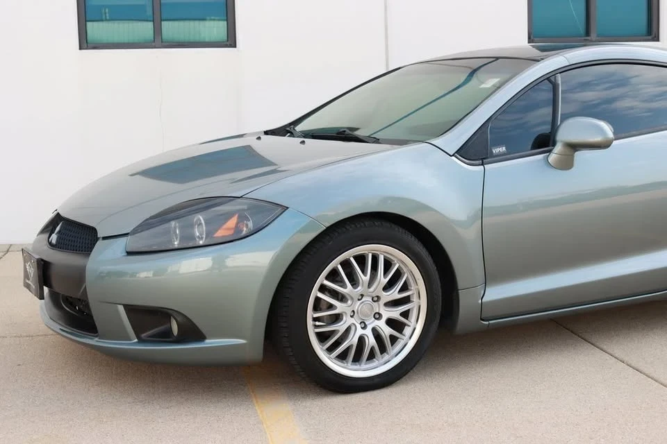 2009 Mitsubishi Eclipse 4th Gen - Image 5 of 19