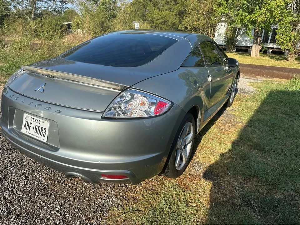 2009 Mitsubishi Eclipse 3rd Gen - Image 2 of 11