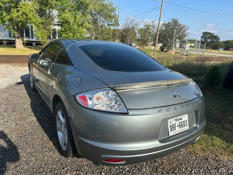 2009 Mitsubishi Eclipse 3rd Gen - Image 4 of 11