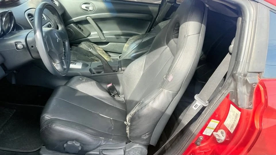 2009 Mitsubishi Eclipse 4th Gen - Image 10 of 19