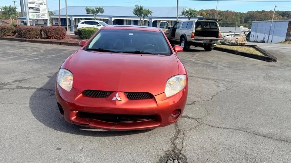 2009 Mitsubishi Eclipse 4th Gen - Image 2 of 19