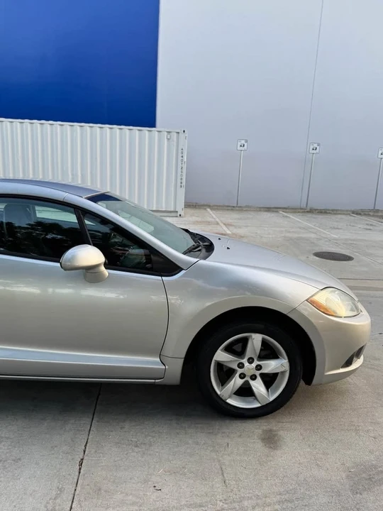 2009 Mitsubishi Eclipse 4th Gen - Image 10 of 14