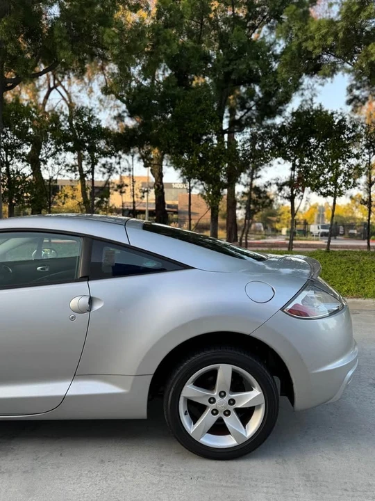 2009 Mitsubishi Eclipse 4th Gen - Image 5 of 14