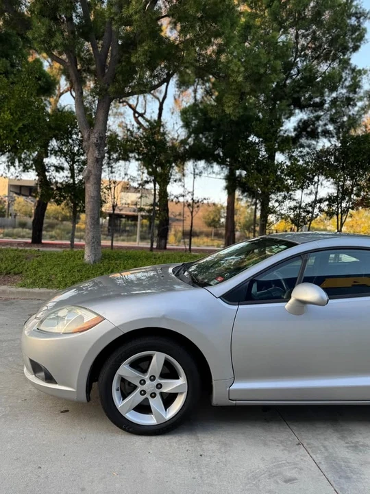 2009 Mitsubishi Eclipse 4th Gen - Image 4 of 14