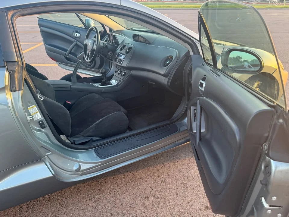 2009 Mitsubishi Eclipse 4th Gen - Image 11 of 14