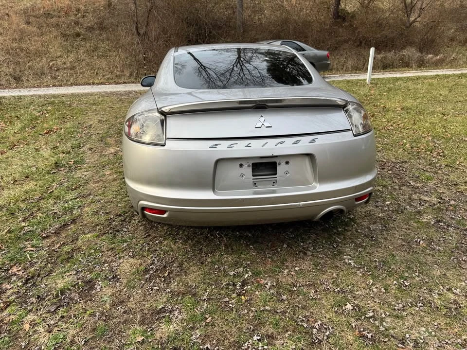 2009 Mitsubishi Eclipse 4th Gen - Image 3 of 4