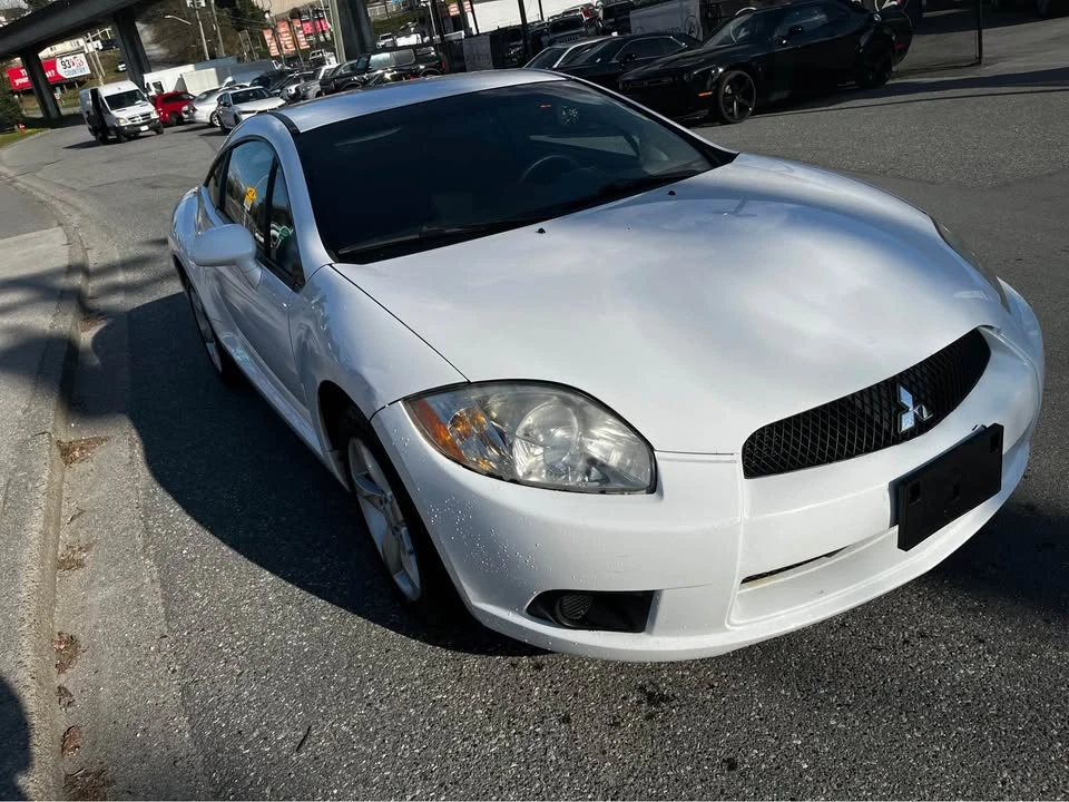 2009 Mitsubishi Eclipse 4th Gen - Image 4 of 9