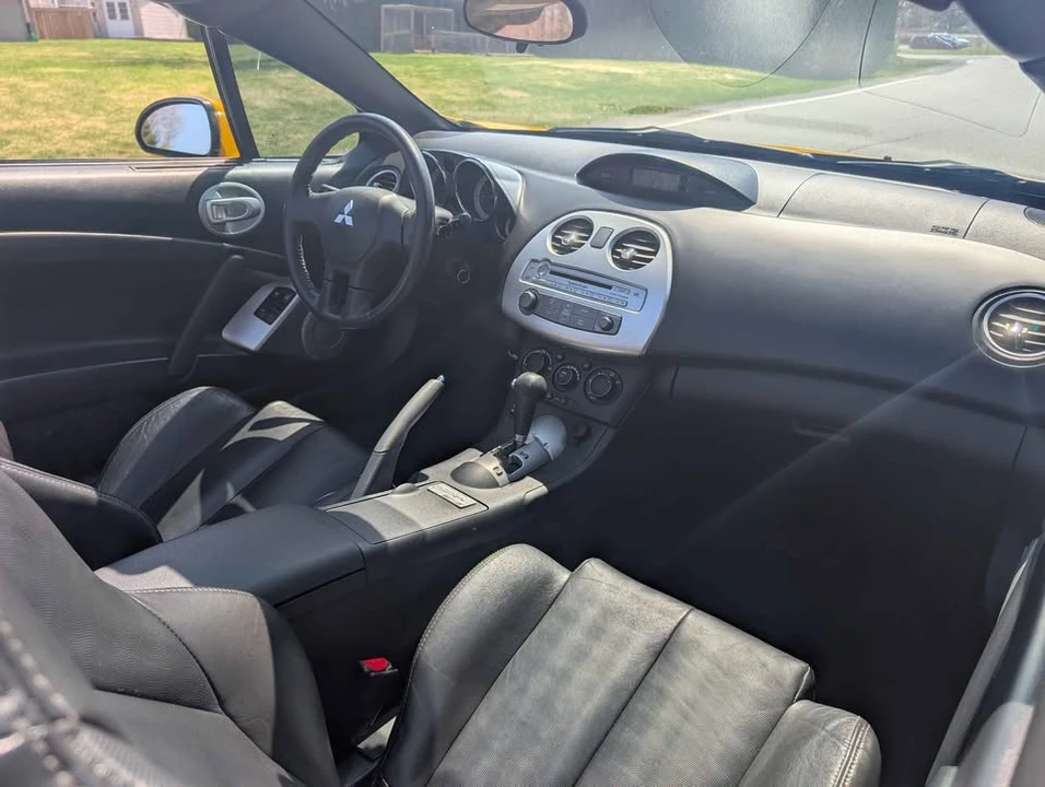 2009 Mitsubishi Eclipse 4th Gen - Image 11 of 19
