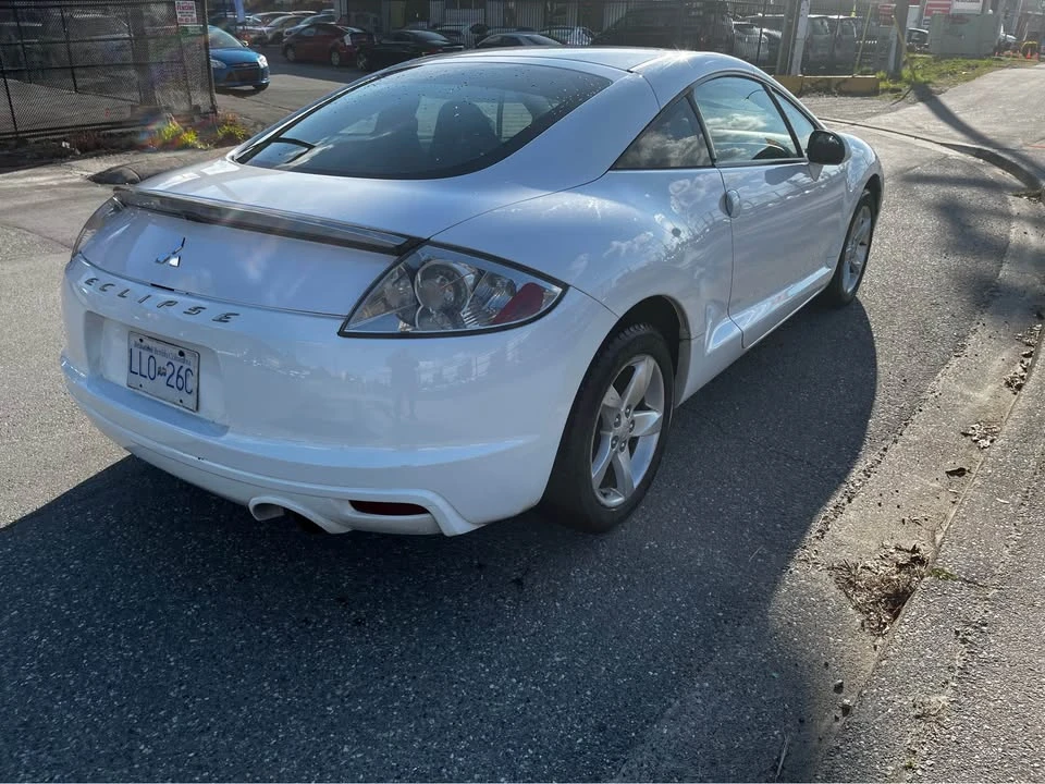 2009 Mitsubishi Eclipse 4th Gen - Image 3 of 8