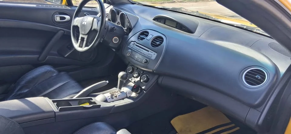 2009 Mitsubishi Eclipse 4th Gen - Image 6 of 8